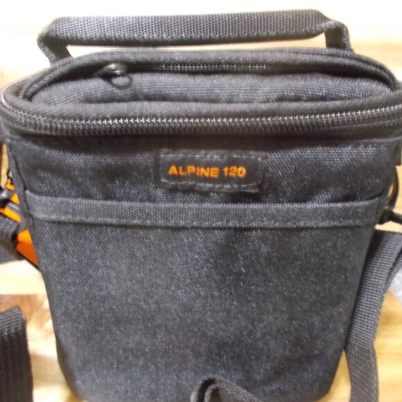 Slinger Alpine 120 Small Camera Bag NEW WITH TAGS - Picture 2 of 6